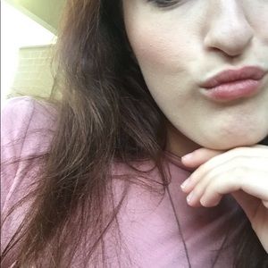 Meet your Posher, Lucy